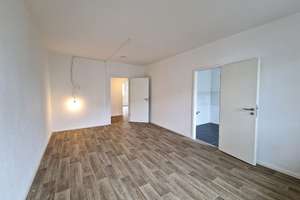 3-Zimmer-Wohnung im 3. Obergeschoss zu vermieten – Deiwitzweg 24, 4207 Lausen-Grünau, Leipzig – Vorschaubild 3