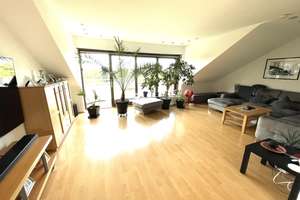 Lichtdurchflutete 3 Zimmer Dachgeschosswohnung, mit 2 Balkonen in ruhiger, grüner Lage von MG Rheydt – Die vollständige Adresse der Immobilie erhältst du vom Anbieter., 41236 Geistenbeck, Mönchengladbach – Vorschaubild 4