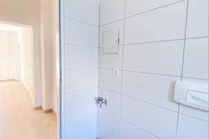 Attraktive 2-Zimmer-Wohnung mit 2 Balkone, EBK, zentraler Lager im Kiez Charlottenburg – Schillerstraße 51, 10627 Charlottenburg, Berlin – Vorschaubild 12