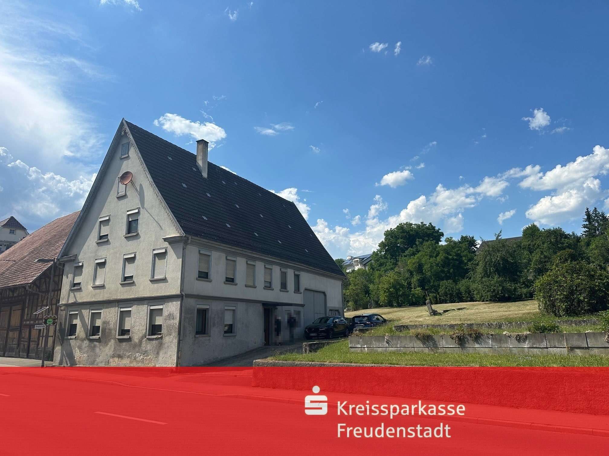 Wohnhaus mit großem Garten in Eutingen, Freudenstadt Kreis – Bild 1