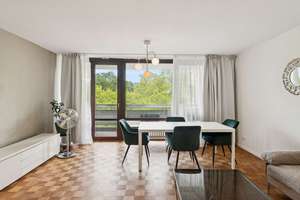 Wohnkomfort auf höchstem Niveau: Modernisierte 3-Zimmer-Wohnung mit 2 Balkonen, Aufzug & Tiefgarage – Die vollständige Adresse der Immobilie erhältst du vom Anbieter., 50858 Weiden, Köln – Vorschaubild 11