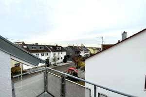 Helle und gemütliche 2-Zimmer Wohnung mit Balkon in ruhiger Lage – Die vollständige Adresse der Immobilie erhältst du vom Anbieter., 74385 Pleidelsheim – Vorschaubild 3
