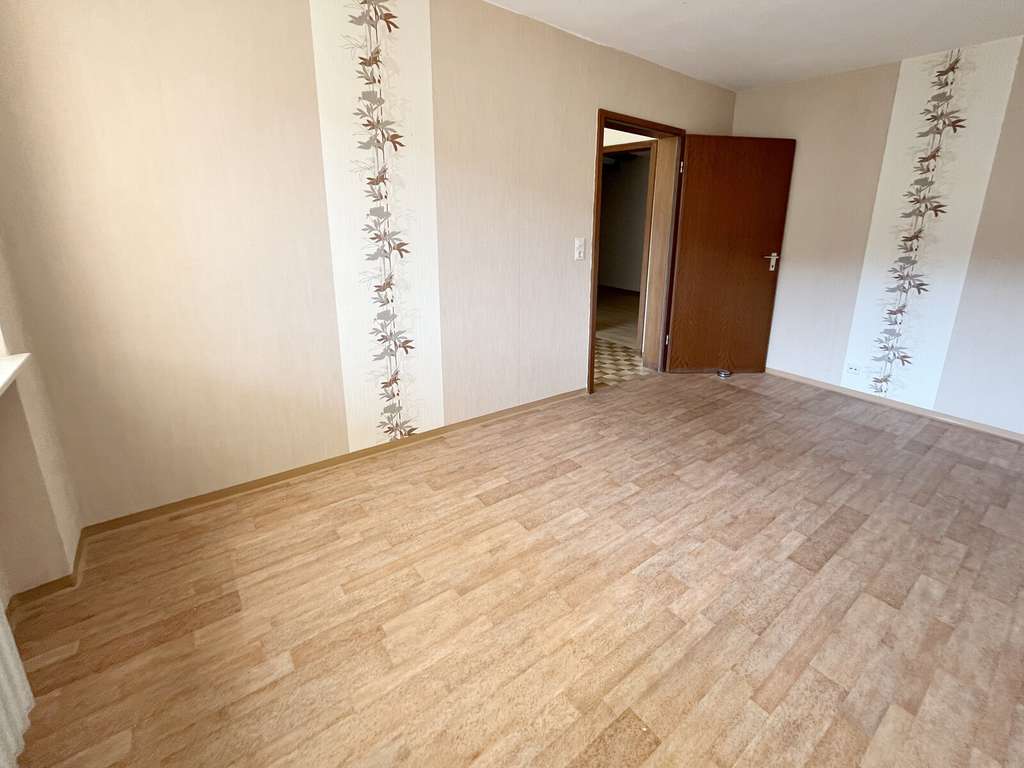 Immobilie in Niederstetten - Gepflegtes Reihenmittelhaus mit Weitblick - Bild 3