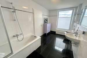 von PRIVAT: Exklusives Penthouse in Friedrichshain zum Kauf oder Miete – Mainzer Straße 23, 10247 Friedrichshain, Berlin – Vorschaubild 16