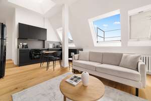 Liebevolle 2-Zimmer Wohnung in Moabit - voll möbliert – Alt-Moabit 108, 10559 Moabit, Berlin – Vorschaubild 1