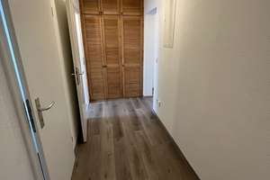 Tolle modernisierte 2- Zimmer Wohnung im Dachgeschoss! – Röntgenplatz 1, 45143 Altendorf, Essen – Vorschaubild 8