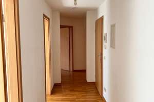 Großzügige 3-Zimmer-Wohnung mit Ausblick in zentraler Lage zu vermieten – Zieschestr. 25, 9111 Zentrum, Chemnitz – Vorschaubild 3