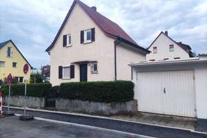Seltene Gelegenheit: Einfamilienhaus mit Baugenehmigung für Neubau
