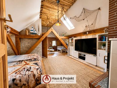 Landhaus nahe Aurich – 1.221 m² Grundstück, Pool, Kamin & ebenerdiges Wohnen