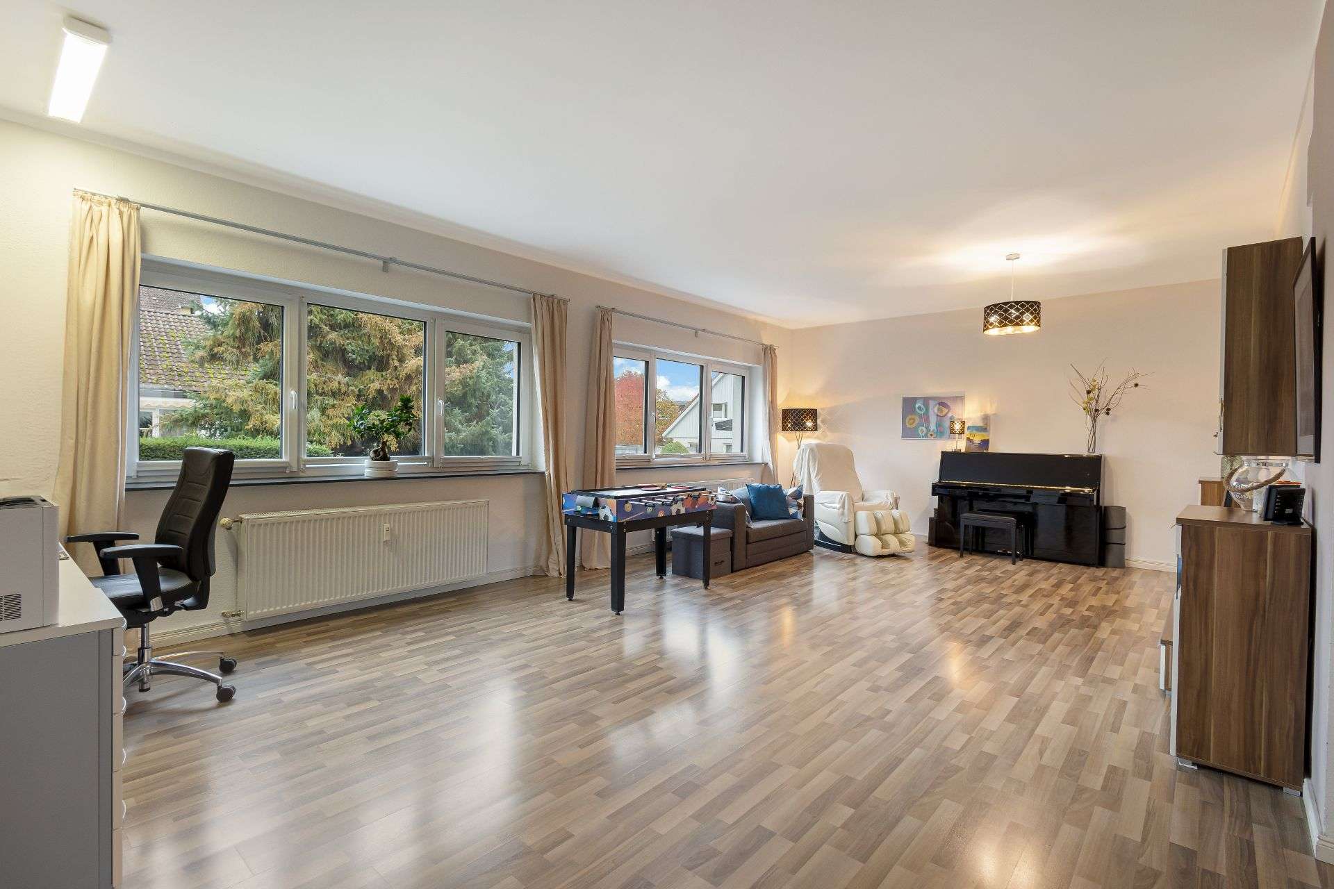 Immobilie in Schwalbach - Wohnen und Investieren: Saniertes Mehrfamilienhaus in attraktiver Feldrandlage in Schwalbach/Ts. - Bild 15