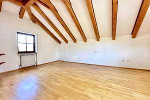 Sie lieben das Besondere? Beeindruckende Villa mit neuem Dach (Aufdachdämmung) & Hybrid-Heizung! – Die vollständige Adresse der Immobilie erhältst du vom Anbieter., 95445 Meyernberg, Bayreuth – Vorschaubild 18