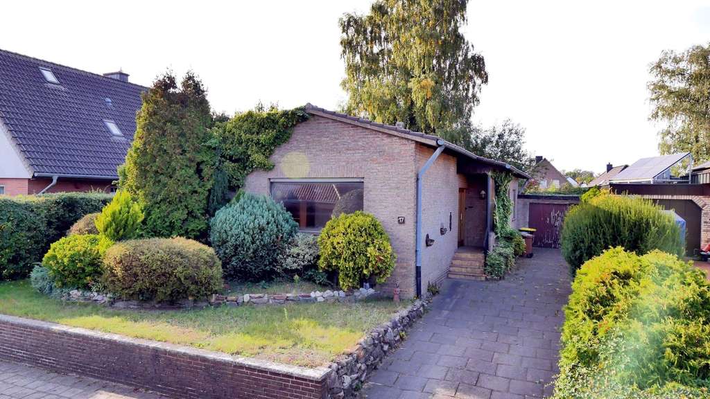 Wohnhaus (sanierungsbedürftig) mit Ausbaupotential in ruhiger Wohnlage in Kleve-Materborn