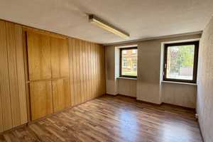 Helle Doppelhaushälfte mit Garten und Scheune in Kirchhausen-Heilbronn! – Schloßstr. 27, 74078 Heilbronn – Vorschaubild 8