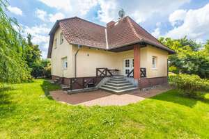Großzügiges Einfamilienhaus/Ferienhaus mit Garage, Keller, Kamin, Sauna in 18528 Buschvitz auf Rügen – Die vollständige Adresse der Immobilie erhältst du vom Anbieter., 18528 Buschvitz – Vorschaubild 18
