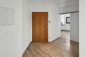 Modernisierte 2-Zimmer-Wohnung mit sonnigem Balkon in Trudering – Die vollständige Adresse der Immobilie erhältst du vom Anbieter., 81825 Gartenstadt Trudering, München – Vorschaubild 6