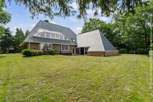 Property thumbnail 36