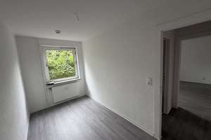 Frisch renoviert im Erdgeschoss – attraktive 3-Zimmer-Wohnung in Thiede