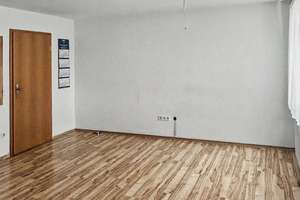 Gepflegtes Zweifamilienhaus mit Garten in Schrozberg - Eigennutzung oder Kapitalanlage – Die vollständige Adresse der Immobilie erhältst du vom Anbieter., 74575 Schrozberg – Vorschaubild 11