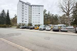 3-Zimmer-Wohnung (92 m²) mit Aufzug, Balkon & EBK, Gebäude 2025 Sanierung - sofort bezugfrei – Dompfaffstraße 148, 91056 Steinforst, Erlangen – Vorschaubild 1