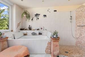 Bremerhaven - Lehe | Ein- oder Zweifamilienhaus auf parkähnlichem Grundstück mit Doppelgarage – Die vollständige Adresse der Immobilie erhältst du vom Anbieter., 27580 Speckenbüttel, Bremerhaven – Vorschaubild 27