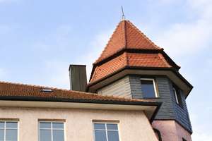 Frisch Sanierte 2 Raum Wohnung mit Balkon, große neue Einbauküche, neues Bad im ruhigen Heidenau – Die vollständige Adresse der Immobilie erhältst du vom Anbieter., 1809 Heidenau – Vorschaubild 3