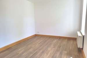 ***GEMÜTLICHE WOHNUNG MIT BALKON UND EBK- IM STADTTEIL GABLENZ*** – Geibelstr.  12, 9126 Gablenz, Chemnitz – Vorschaubild 2