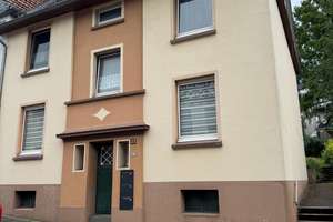 Mehrfamilienhaus mit Potenzial – auch als Einfamilienhaus nutzbar