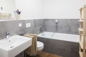 Fully-furnished room with balcony in Aachen | All-inclusive rent | POHA House – Altenberger Str. 4, 52074 Hangeweiher, Aachen – Vorschaubild 13