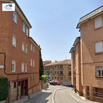 Wohnung zum Verkauf in Manzanares, in der Nähe von Real Madrid