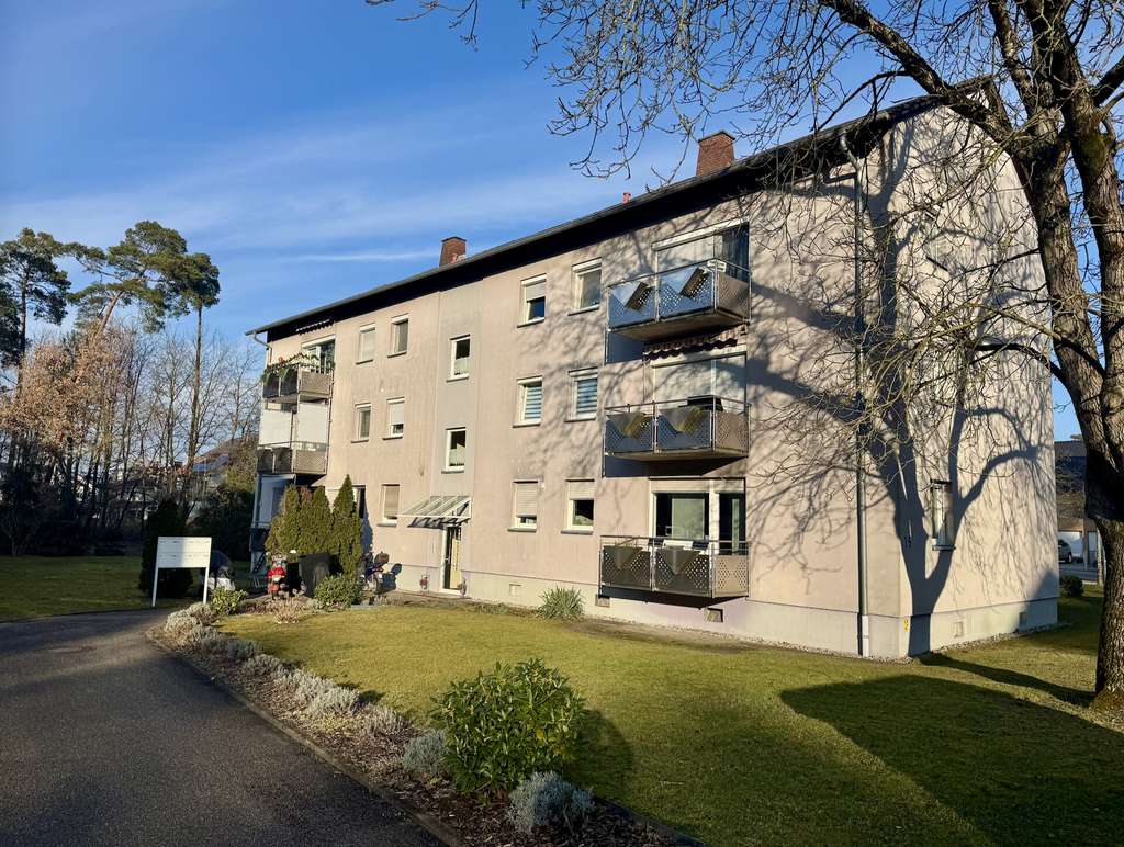 Immobilie in Hügelsheim - Großzügige 5-Zi.-Wohnung im Grand Centre Ring – Balkon, EBK & zwei Stellplätze inklusive - Bild 0