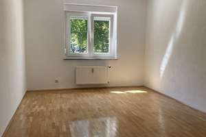 Großzügige 3-ZKB-Erdgeschosswohnung mit Balkon in Karlsruhe-Nordstadt – Die vollständige Adresse der Immobilie erhältst du vom Anbieter., 76149 Nordstadt, Karlsruhe – Vorschaubild 5