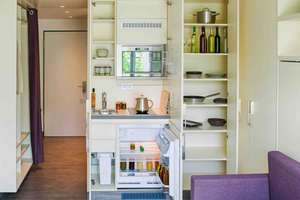 SAM Studio Apartments: Möbliertes 1  Zimmer Apartment in modernstem Zustand direkt an der Isar! – Schäftlarnstr. 135, 81371 Thalkirchen, München – Vorschaubild 4
