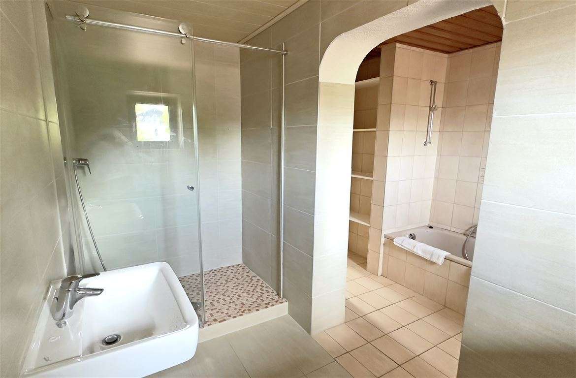 Immobilie in Ainring - *Bergblick!*Mehrfamilienhaus mit Fernwärme und Photovoltaik - 3 Wohneinheiten* - Bild 4