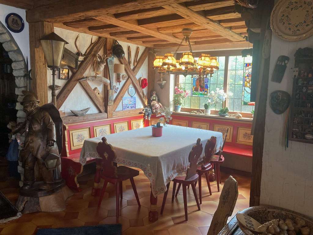 Immobilie in Eckental - Viel Charme, viel Platz und viel Potential - Großes Einfamilienhaus mit Scheune in Oberschöllenbach - Bild 3