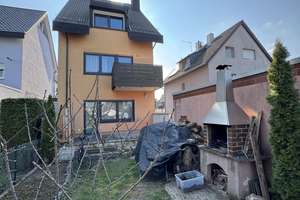 Top Lage Mannheim-Neuhermsheim:
Flexibles Haus zur Eigennutzung oder
Kapitalanlage – Die vollständige Adresse der Immobilie erhältst du vom Anbieter., 68163 Neuostheim/Neuhermsheim, Mannheim – Vorschaubild 3