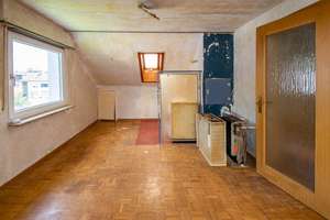 Renovierungsbedürftige Doppelhaushälfte im attraktiver Lage von S-Dürrlewang – Die vollständige Adresse der Immobilie erhältst du vom Anbieter., 70565 Dürrlewang, Stuttgart – Vorschaubild 13