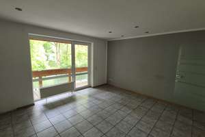 Splitlevel Reihenhaus in TOP-Lage zum Ortskern Solingen-Gräfrath,  Provisionsfrei! – Die vollständige Adresse der Immobilie erhältst du vom Anbieter., 42653 Gräfrath, Solingen – Vorschaubild 2