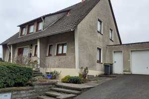 freistehendes  Ein / Zweifamilienhaus mit großem Sonnengrundstück zentral in Lennep gelegen – Hentzenallee 19, 42897 Henkelshof, Remscheid – Vorschaubild 2