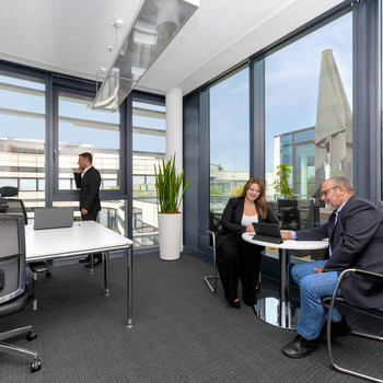 Privater Büroraum für 4 Person in Regus Kö-Bogen