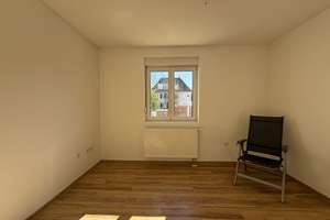 !!! NEUER PREIS !!! Frisch renoviertes 1 Familienhaus mit 5 Zimmer, Küche, 2 x Bad und Balkon – Die vollständige Adresse der Immobilie erhältst du vom Anbieter., 68169 Neckarstadt-West, Mannheim – Vorschaubild 5