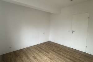 Sanierte 2 Zimmer Wohnung mit Balkon – Kartäuserstr. 1, 40468 Unterrath, Düsseldorf – Vorschaubild 4