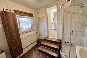 Modernisiertes Haus mit zwei Wohneinheiten & Gartenblick – Die vollständige Adresse der Immobilie erhältst du vom Anbieter., 24113 Hassee, Kiel – Vorschaubild 7