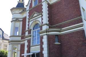 Historische Rarität: Stadtvilla mit 3 Wohnungen, 6 Stellplätzen und Garten – Die vollständige Adresse der Immobilie erhältst du vom Anbieter., 53489 Sinzig – Vorschaubild 2