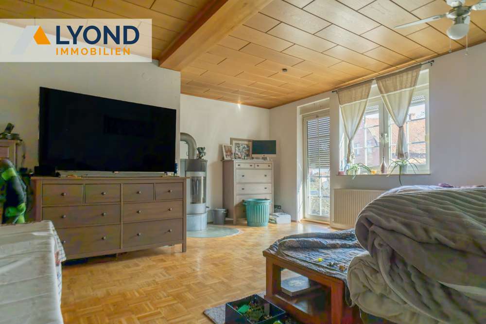 Immobilie in Bad Arolsen - Großzügiges Fachwerkhaus mit großem Grundstück und Entwicklungsmöglichkeiten! - Bild 8