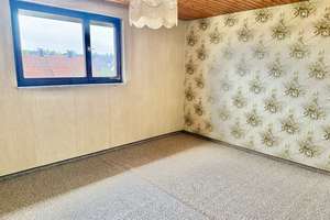Charmante Doppelhaushälfte in Ulm-Einsingen – viel Platz für Familien mit Modernisierungspotenzial – Die vollständige Adresse der Immobilie erhältst du vom Anbieter., 89079 Einsingen, Ulm – Vorschaubild 14