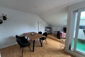 ++ ANFRAGESTOPP ++ Helle Dachgeschosswohnung mit sonniger Loggia – Kammermühlenweg 30, 33607 Mitte, Bielefeld – Vorschaubild 4