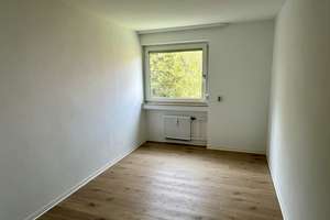 Bereits renovierte 3-Zimmer-Eigentumswohnung in Rgbg.-West – Die vollständige Adresse der Immobilie erhältst du vom Anbieter., 93049 Westenviertel, Regensburg – Vorschaubild 11