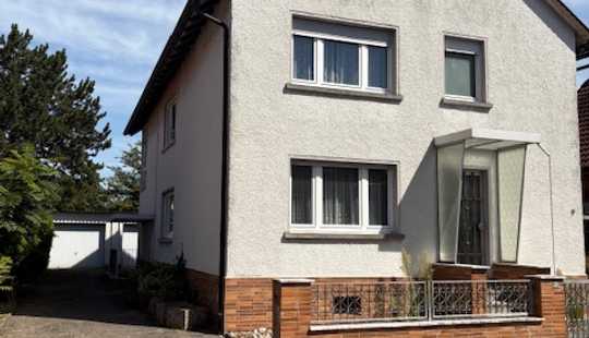 Bild von Großes Ein- oder Mehrfamilienhaus mit einem tollen Grundstück + Bauplatz!