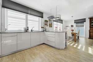 Seltene Gelegenheit! Modernisiertes Einfamilienhaus in toller Lage von Rees! Ruhig und zentrumsnah! – Die vollständige Adresse der Immobilie erhältst du vom Anbieter., 46459 Rees – Vorschaubild 4