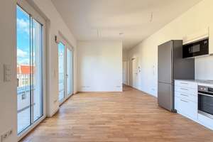 Kompakte Dachgeschosswohnung nah Schloß Charlottenburg - 2,5 Zimmer am Mierendorffplatz – Osnabrücker Straße 27, 10589 Charlottenburg, Berlin – Vorschaubild 3